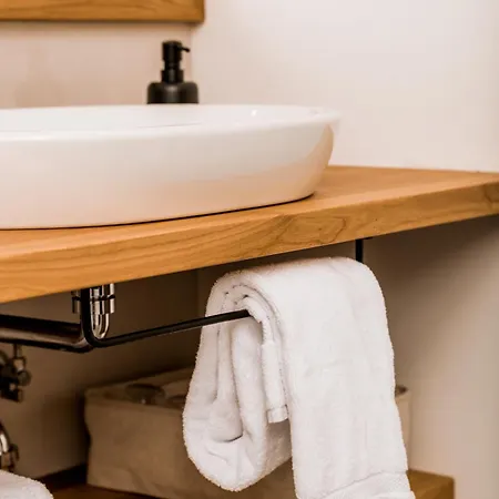 Vina Kobal, Kobal Family Estate Apartment Štanjel