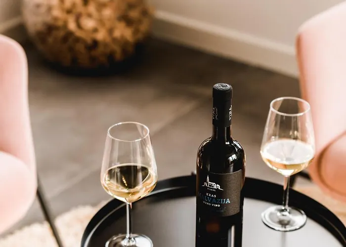 Vina Kobal, Kobal Family Estate *