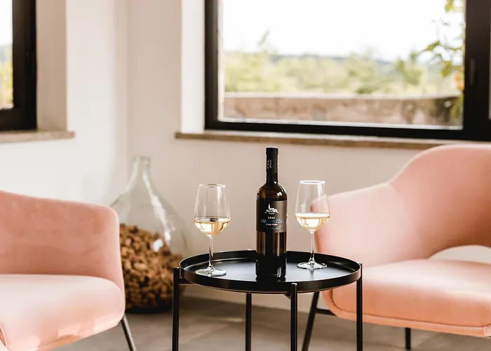 Vina Kobal, Kobal Family Estate アパート Štanjel