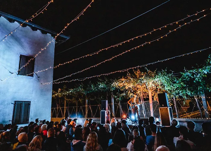 Vina Kobal, Kobal Family Estate アパート