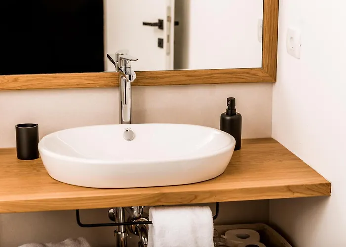 Vina Kobal, Kobal Family Estate